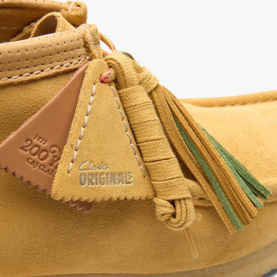 buty wallabee – zamsz w kolorze złotobrązowym