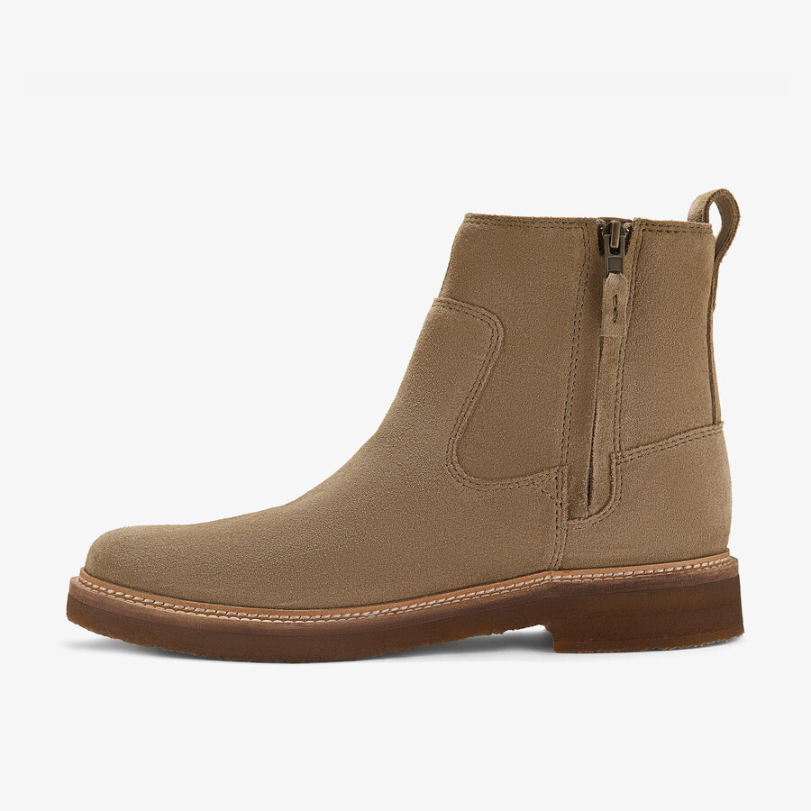 buty clarkdale – zamsz w kolorze ciemnego piasku
