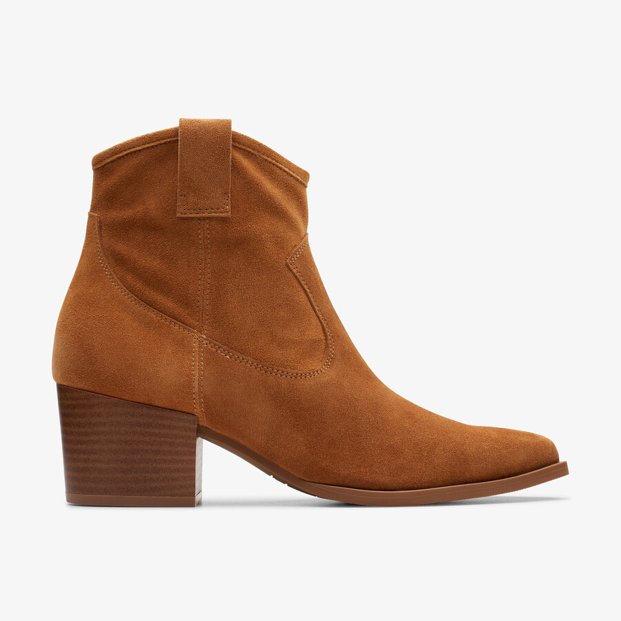 elder rae - tan suede