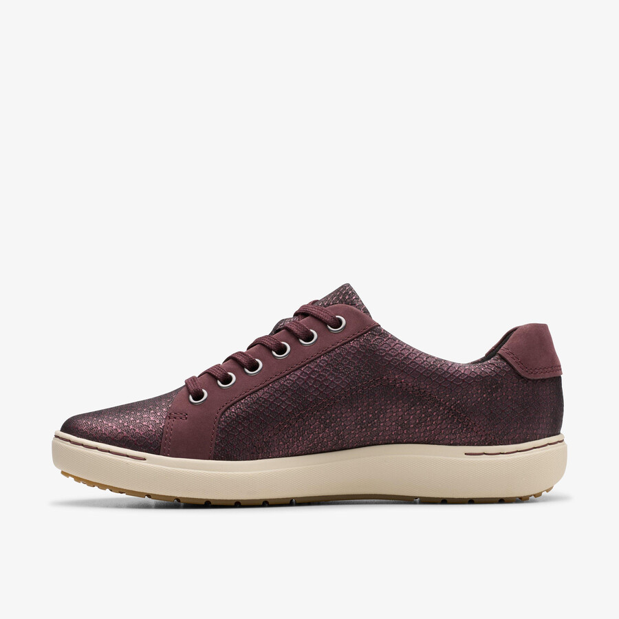 nalle lace - wine interest leather