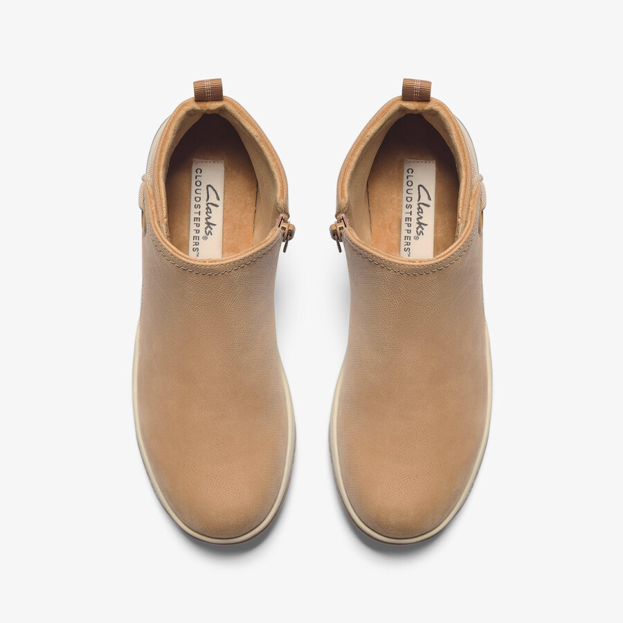 brinkley derby - camel