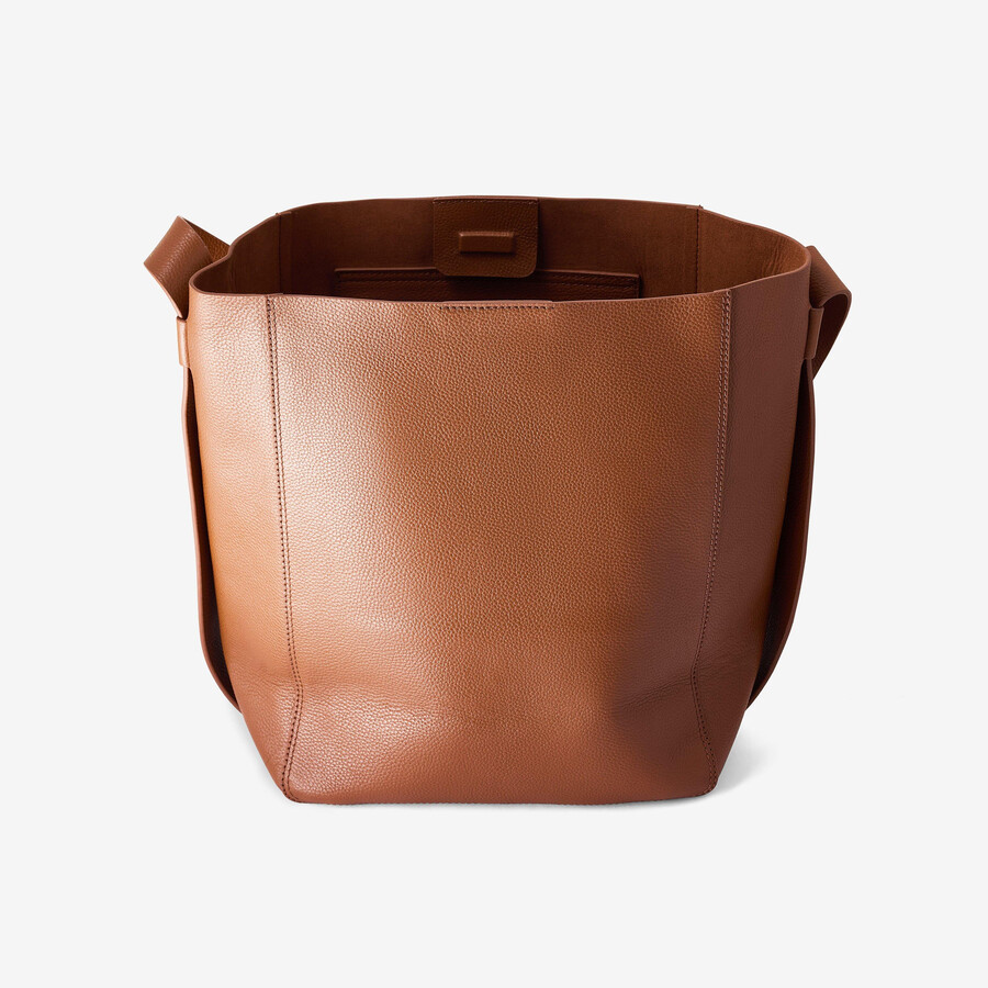 torba typu bucket – skóra w kolorze jasnobrązowym
